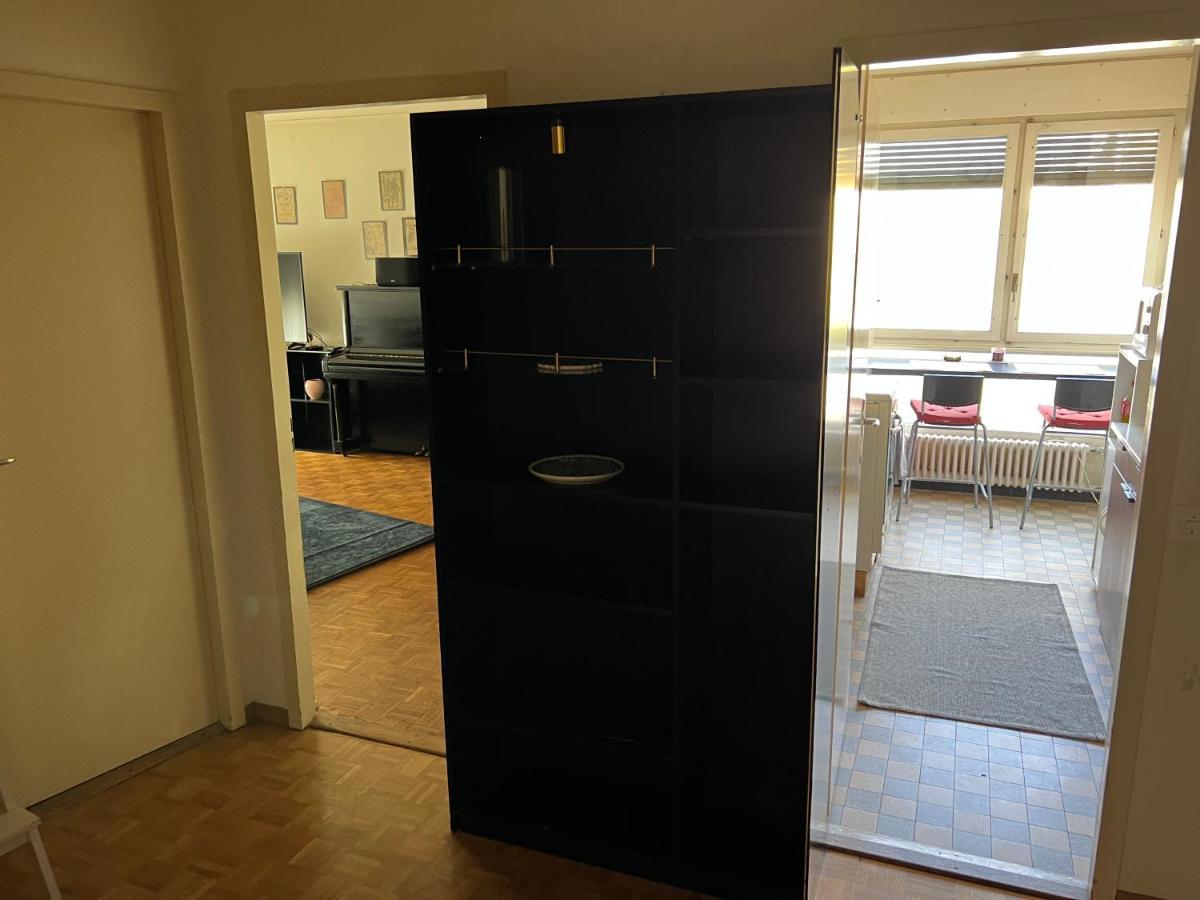 2 Bedroom Flat Near Nations And In The Center