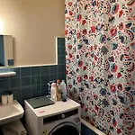 Apartment 2 Bedroom Flat Near Nations And In The Center